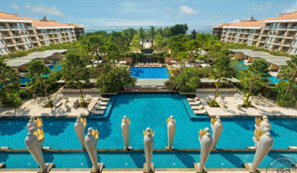 Mulia Resort 5*