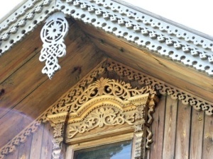 Wooden art of the Ural