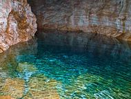 Подземное озеро в Кунгурской пещере